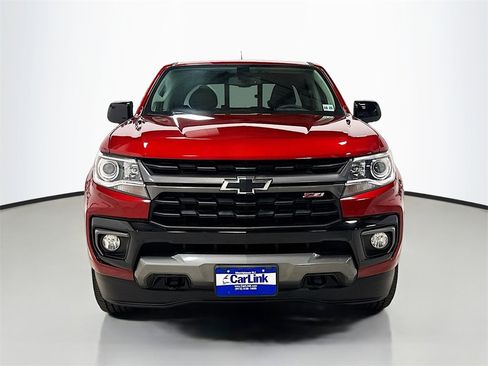 Used 2021 Chevrolet Colorado Z71 image 2