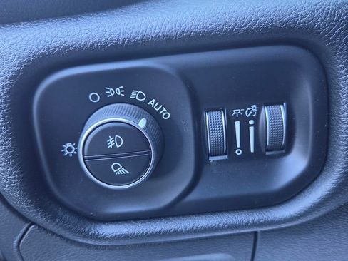 Used 2022 RAM 1500 Laramie RWD image 13