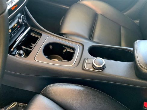 Used 2019 Mercedes-Benz GLA 250 4MATIC image 15