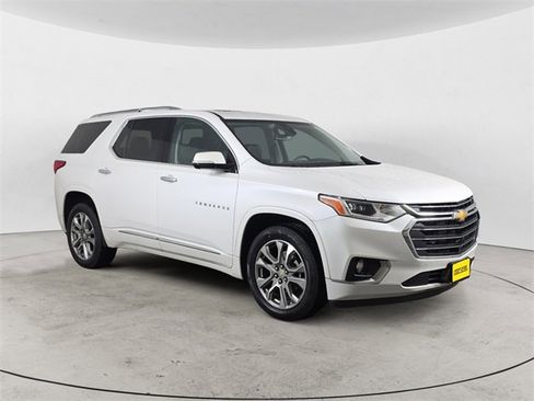 Certified 2020 Chevrolet Traverse Premier image 7