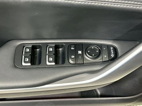 Used 2019 Kia Stinger Premium image 14