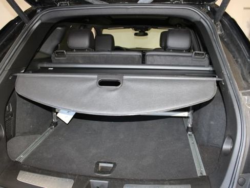Certified 2024 Cadillac XT5 Premium Luxury w/ LPO, Floor Liner Package AWD/4WD image 27