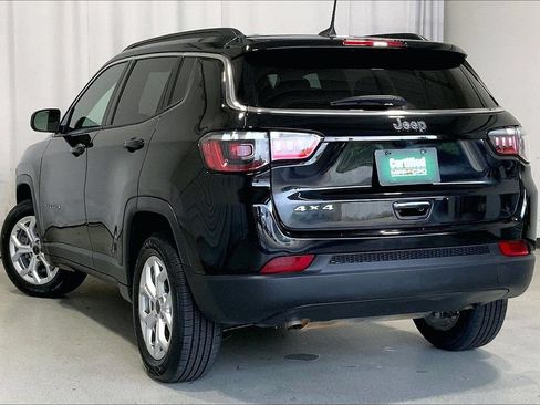 Used 2025 Jeep Compass Latitude AWD/4WD image 10