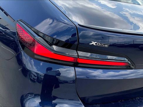 New 2025 BMW 760i xDrive w/ Executive Package image 14