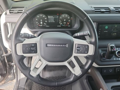 Used 2024 Land Rover Defender 110 X-Dynamic SE AWD/4WD image 16