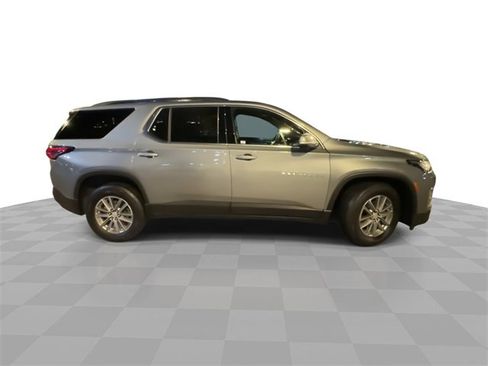 Used 2023 Chevrolet Traverse LT w/ LPO, Floor Liner Package image 9