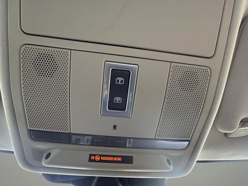 Used 2015 Land Rover Range Rover Evoque Pure Plus image 20