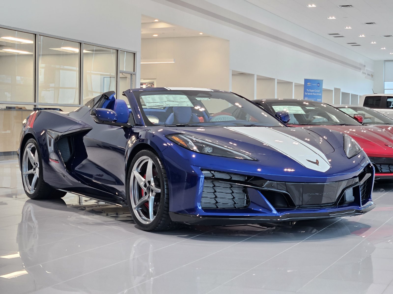New 2027 Chevrolet Corvette Grand Sport w/ Z52 Sport Performance Package RWD 360° Tour
