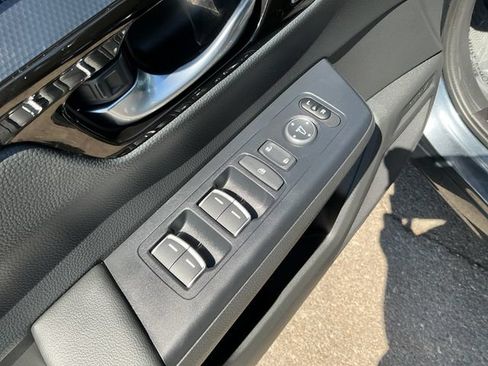 Certified 2025 Honda CR-V Sport Touring image 11