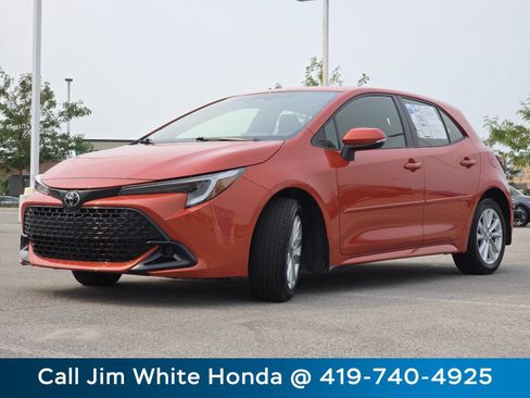 Used 2024 Toyota Corolla SE FWD image 12