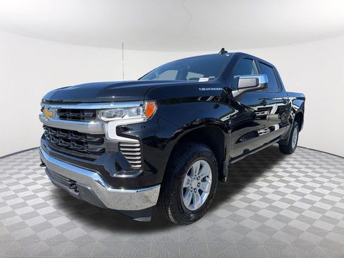 Used 2025 Chevrolet Silverado 1500 LT AWD/4WD image 1