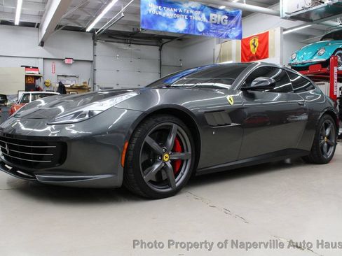 Used 2017 Ferrari GTC4Lusso AWD/4WD image 2
