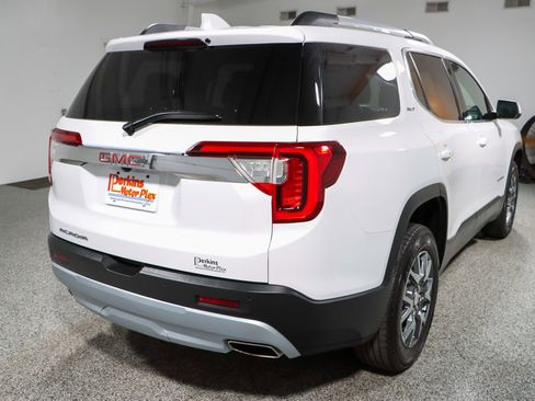 Used 2023 GMC Acadia SLT image 7