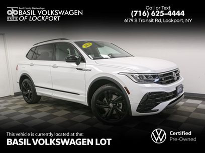 Used 2024 Volkswagen Tiguan SE R-Line