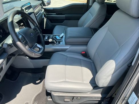 New 2025 Ford F150 Lightning Flash image 31