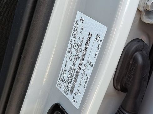 Certified 2023 Ford F150 Raptor w/ Equipment Group 802A Raptor R AWD/4WD image 31