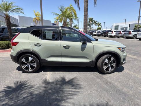 Used 2021 Volvo XC40 P8 Recharge AWD/4WD image 4