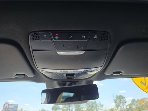 Used 2022 Mercedes-Benz GLC 300 image 28