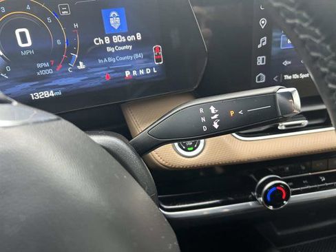 Used 2025 Chevrolet Equinox ACTIV w/ Safety and Technology Package image 29