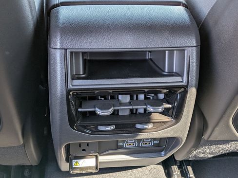 New 2026 Jeep Grand Cherokee Laredo X image 30