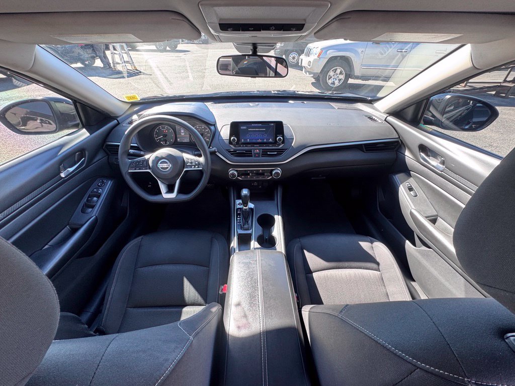 Used 2021 Nissan Altima 2.5 S FWD image 24