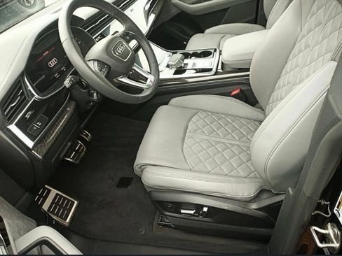 Used 2023 Audi SQ8 Premium Plus AWD/4WD image 5