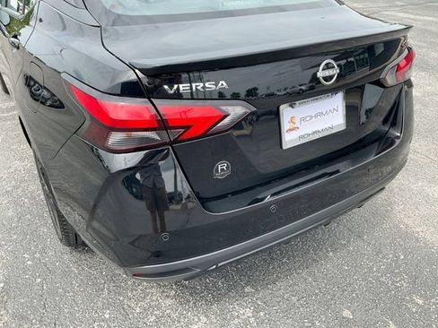 Used 2024 Nissan Versa SR FWD image 30