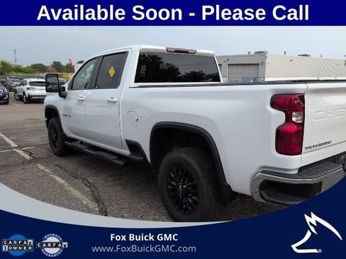Used 2022 Chevrolet Silverado 2500 LT w/ Convenience Package AWD/4WD image 8