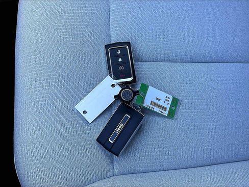 New 2026 Jeep Cherokee Laredo image 29