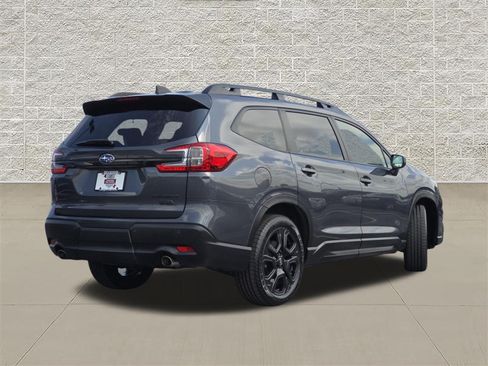 Used 2023 Subaru Ascent Onyx Edition AWD/4WD image 7