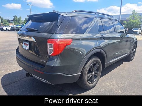 Used 2022 Ford Explorer XLT w/ Equipment Group 202A AWD/4WD image 3