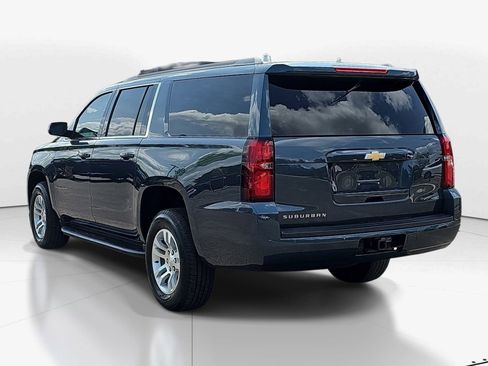 Used 2019 Chevrolet Suburban LS RWD image 6