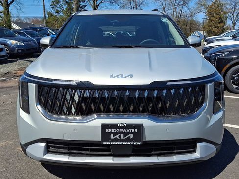 New 2026 Kia Carnival EX FWD image 2