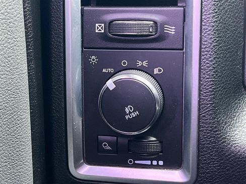Used 2015 RAM 1500 Big Horn AWD/4WD image 28