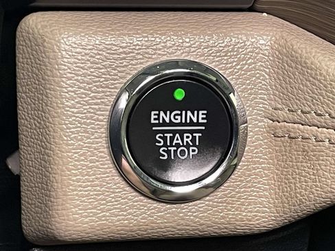 Used 2022 Ford Expedition Max Limited AWD/4WD image 40