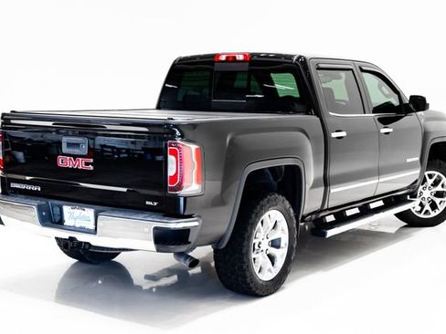 Used 2018 GMC Sierra 1500 SLT w/ SLT Premium Package AWD/4WD image 38