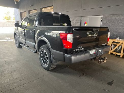 Used 2017 Nissan Titan PRO-4X AWD/4WD image 2