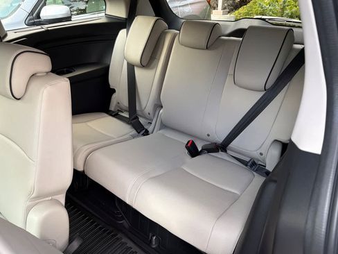 New 2026 Honda Odyssey Touring image 18
