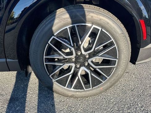 New 2025 Ford Mustang Mach-E Premium image 10