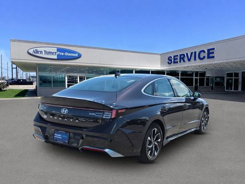 Certified 2024 Hyundai Sonata SEL FWD image 8