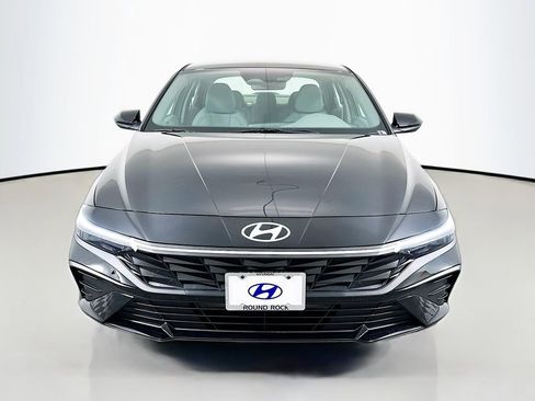 New 2026 Hyundai Elantra SE w/ Cargo Package FWD image 2