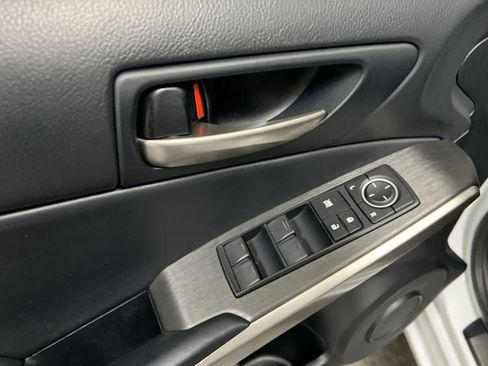 Used 2019 Lexus IS 350 F Sport image 24