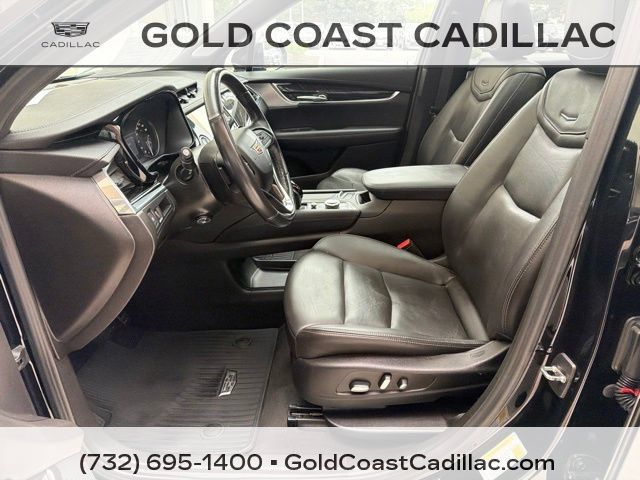 Certified 2023 Cadillac XT6 Premium Luxury AWD/4WD image 18