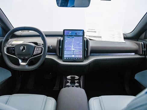 New 2025 Volvo EX30 Ultra w/ Protection Package Premier image 15