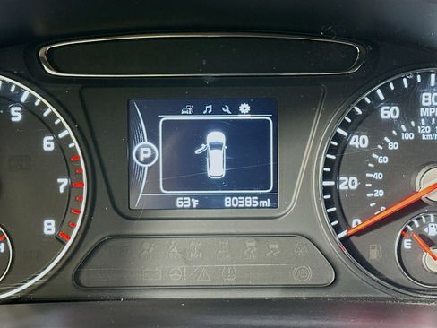 Used 2016 Kia Sorento EX image 18