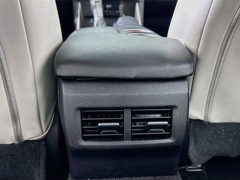 Used 2016 Lexus IS 350 AWD w/ F Sport Package image 31