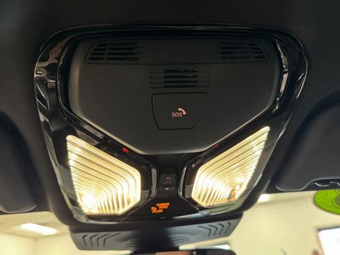 Used 2023 BMW X3 xDrive30i w/ Premium Package image 9