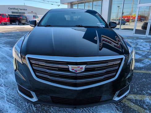 Used 2019 Cadillac XTS FWD image 2