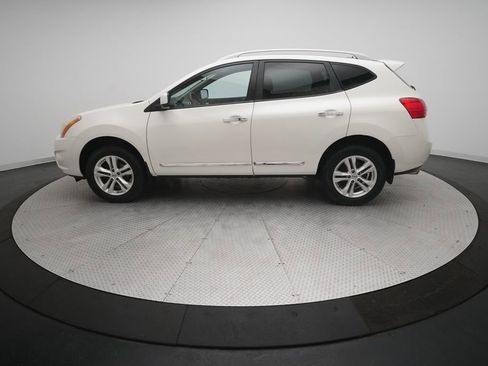 Used 2012 Nissan Rogue SV image 25