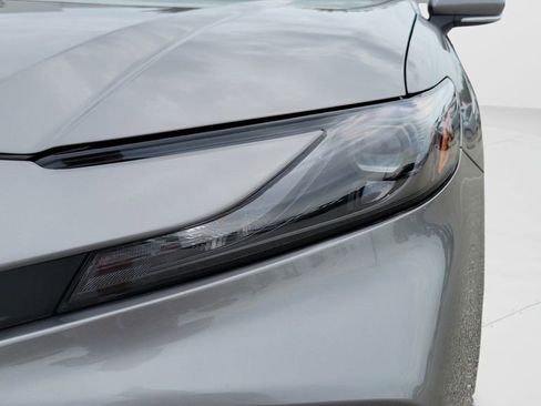 Certified 2026 Toyota Camry SE FWD image 25